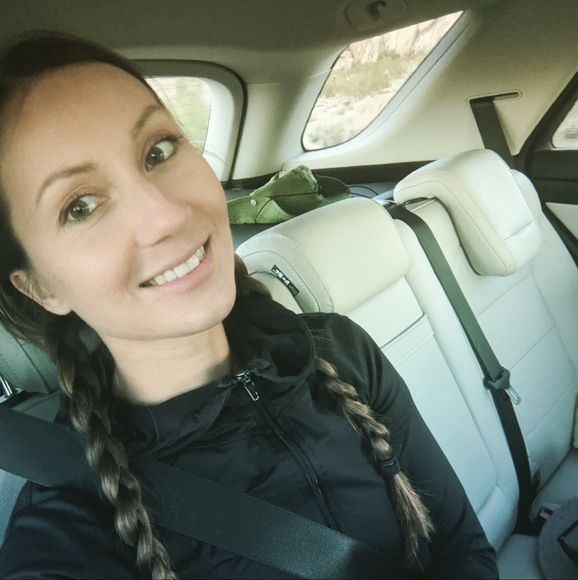 Meet your Posher, Emmi - Picture 2 of 2